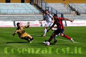 Nuova Cosenza - Gavorrano: 1 - 0 - Nuova Cosenza alle prese con indisponibili, Onze e Macron - Per il match Martina Franca - Nuova Cosenza, Cappellacci potrebbe dover rinunciare a Pepe e Alessandro mentre Blondett dovrebbe recuperare