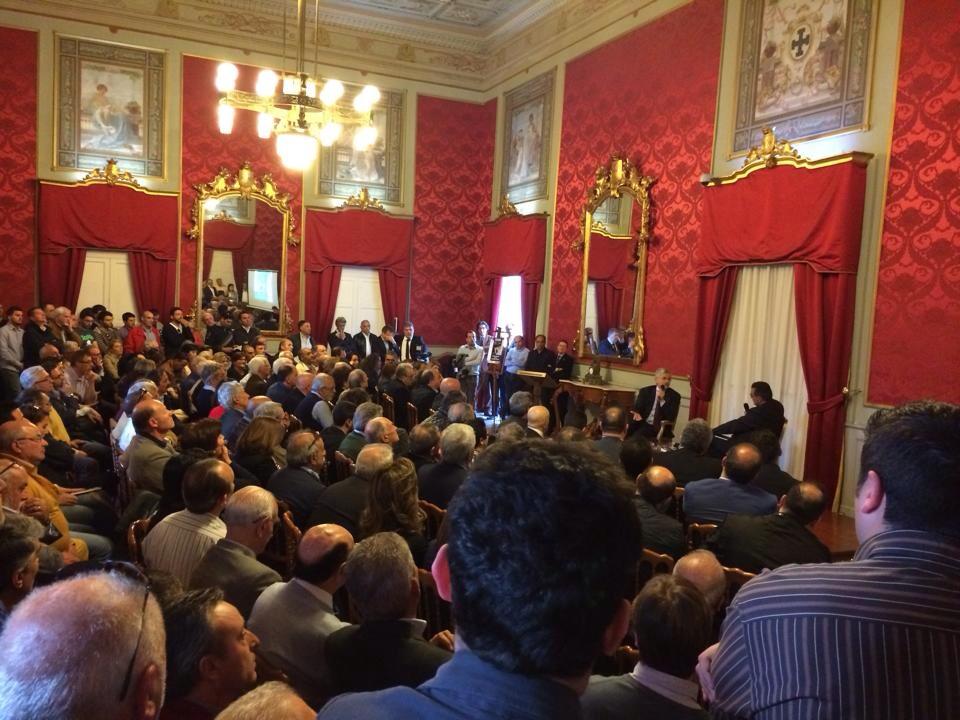 Massimo D'Alema a Cosenza il 08 05 2014 Salone degli Specchi