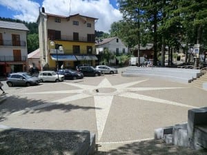 Spezzano della Sila - Piazza Camigliatello