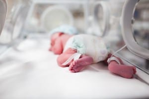 Cosenza, neonato morto dopo il parto all'Annunziata: aperta inchiesta