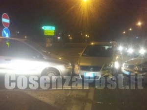 Incidente stradale allo Svincolo A3 Montalto-Rose vicino Cosenza, coinvolte tre auto