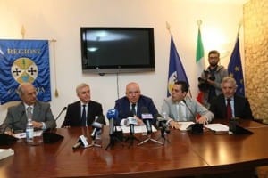Conferenza stampa per firma accordo della metropolitana leggera
