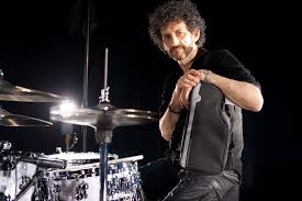 Jojo Mayer stasera a Rossano per il Peperoncino Jazz Festival