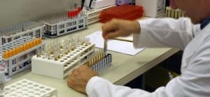 laboratorio di analisi rende