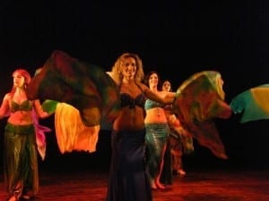 Teatro dell'Acquario, con Belly Christmas la sensualità del corpo trasmette l'emozioni