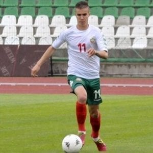 Vutov in azione con l'under 21 della Bulgaria