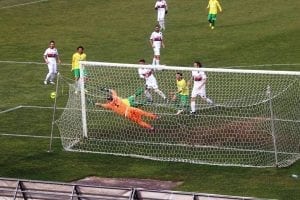 Il palo colpito da Gianluca De Angelis (photo Donato)