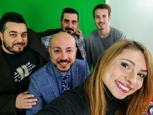 Il selfie con la redazione di Lupi si nasce