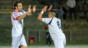 Sicignano esulta dopo il gol decisivo in Cosenza-Vibonese del 2013