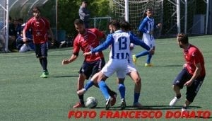 Una fase dell'amichevole di ieri tra Cosenza e Silana (photo Donato)