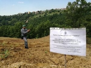 Cosenza, posta sotto sequestro area adibita a coltivazione di cava