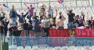 I supporters rossoblu presenti al "Franco Scoglio" (photo Pernice)