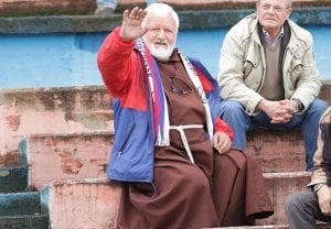 Padre Fedele sui gradoni del "S.Vito Marulla"