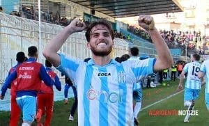Luca Palmiero con la maglia dell'Akragas