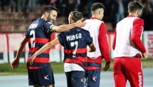 Capitan Corsi e il goleador Mungo dopo il momentaneo vantaggio (photo IlCosenza.it)