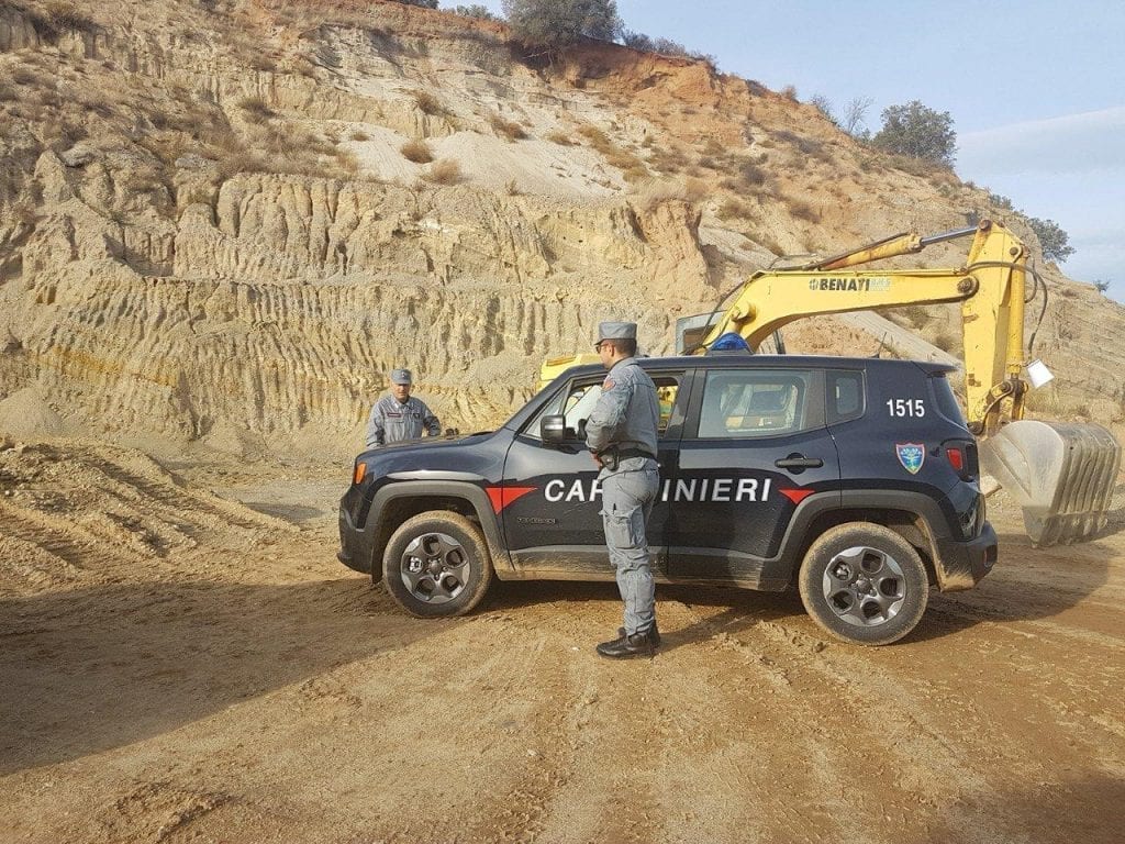 cava sequestrata a spezzano