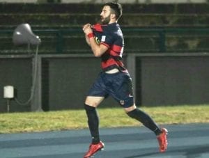 Tutta la gioia del capitano Angelo Corsi (photo IlCosenza.it)