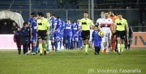 Ingresso in campo delle squadre (photo Fasanella)