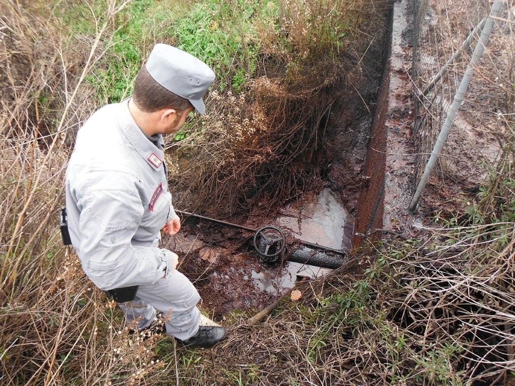 Denunciato proprietario di un frantoio per smaltimento illecito di rifiuti