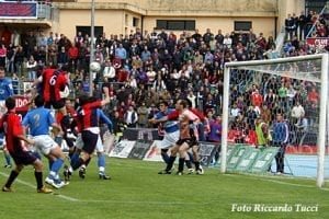 Gol di Parisi nella partita del 2007/08 (photo Tucci)
