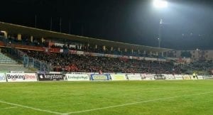 La tribuna B nel derby dello scorso anno (photo Belmonte)
