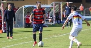 Corsi sotto lo sguardo attento di mister Braglia (ph.IlCosenza.it)