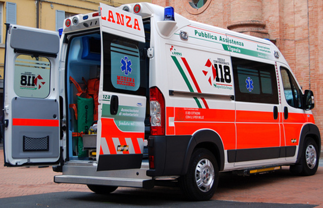 Ambulanza del 118 Cassano allo Ionio