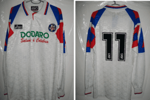 La maglia indossata da Marco Negri in Venezia - Cosenza 1994/1995 (fonte web)