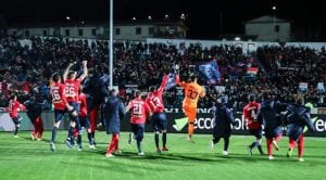 Festa rossoblù dopo la vittoria con il Carpi (photo Farina)