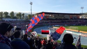 Cosenza, la delusione dei tifosi: il branco è inferocito