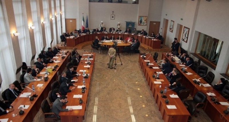 Cosenza: torna a riunirsi lunedì 20 aprile il Consiglio comunale