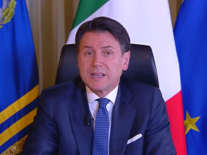 Coronavirus, Conte: "Chiusi tutti i negozi tranne alimentari e farmacie"