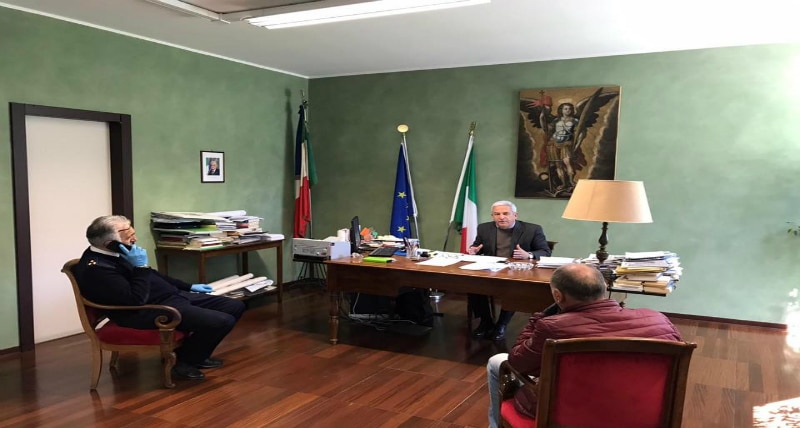 Manna su facebook:In queste ore un lavoro straordinario della Polizia Municipale con un personale (solo 20 vigili) non adatto al numero dei cittadini.