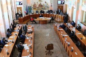 Cosenza, emergenza Covid-19 al centro dell’odierna seduta del Consiglio comunale
