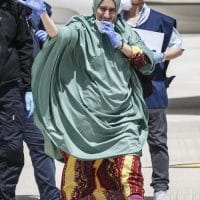 Silvia Romano all'aeroporto di Ciampino