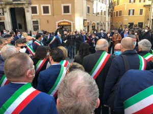 Sindaci calabresi uniti a Roma per manifestare sulla Sanità in Calabria 2