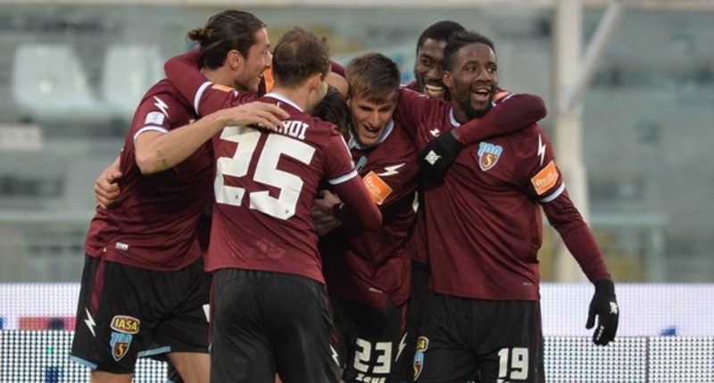 Un positivo nella Salernitana _ giro di tamponi prima di partire per Cosenza