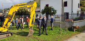 iniziati stamattina concretamente i lavori della Piazza anfiteatro sul Planetario a Cosenza 3