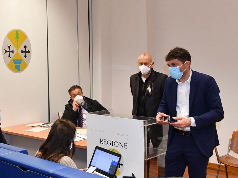 Raccolta differenziata, De Caprio incontra i sindaci: aumentano le risorse