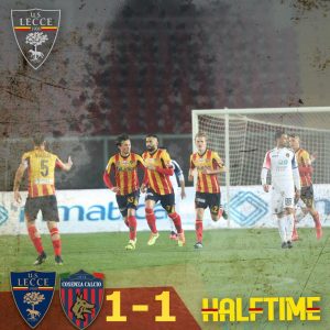 Lecce-Cosenza alla fine del primo tempo