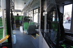 gli interni del bus elettrico