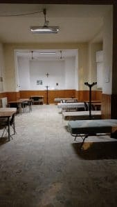 il dormitorio in allestimento