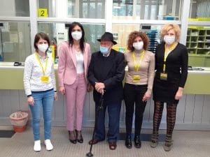 Poste Italiane festeggia a Fagnano Castello il signor Quintieri, Il nonno digitale