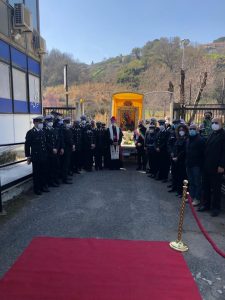 l'arrivo dell'Arcivescovo e del Sindaco di Cosenza al Comando dei vigili urbani