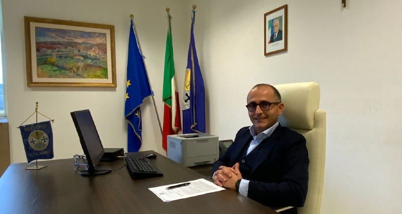 Forza Italia, Calabria, De Caprio_ _Campagna vaccinale_ Rimbocchiamoci tutti le maniche_