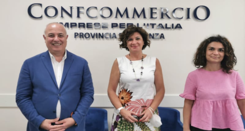 ANNA GALLO RIELETTA ALLA GUIDA DI TERZIARIO DONNA CONFCOMMERCIO COSENZA