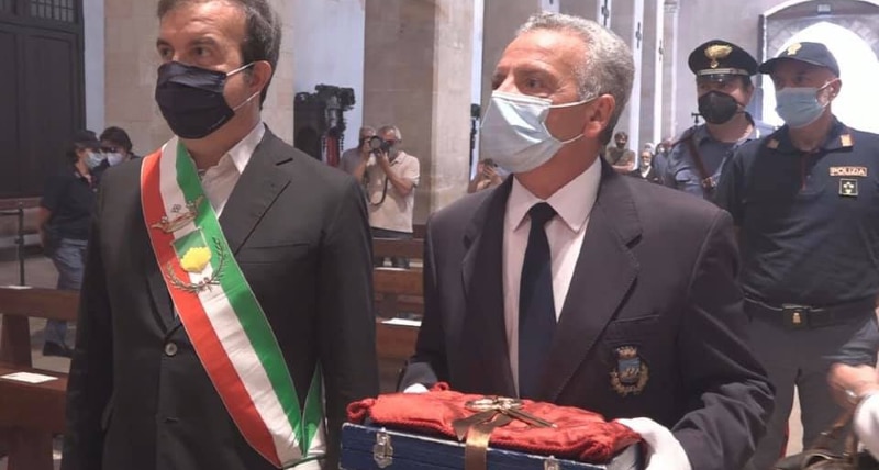 Consegnate le Chiavi della città di Cosenza a San Francesco da Paola