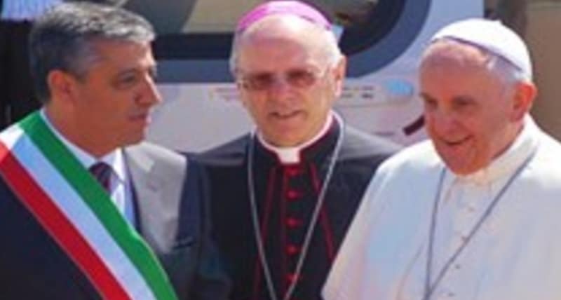 Il sindaco Gianni Papasso ricorda nel settimo anniversario, la venuta di Papa Francesco a Cassano Allo Ionio
