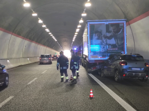 Incidente stradale nella galleria Serraspiga dell'A2 - Autostrada del Mediterraneo