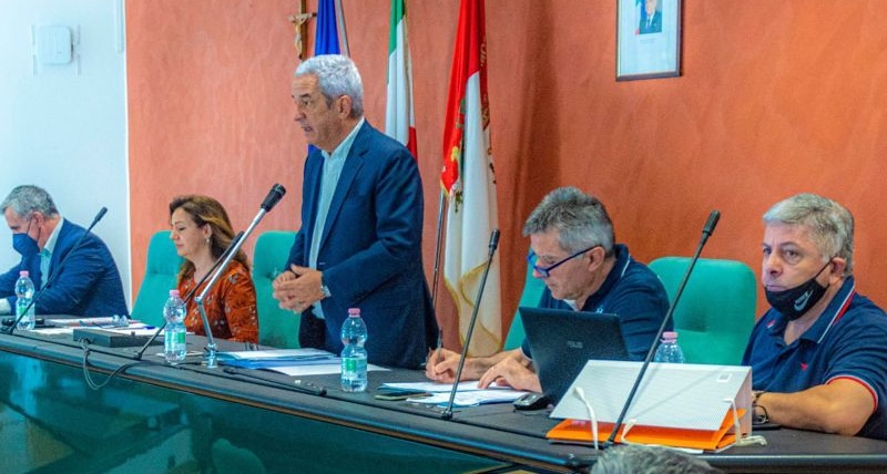 Assemblea dei sindaci ATO Cosenza, il presidente Marcello Manna